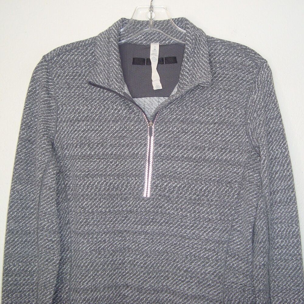 Lululemon Jacket Womens Size 8 White 1/2 Zip Pullover Thumbholes Gray White - Picture 10 of 11